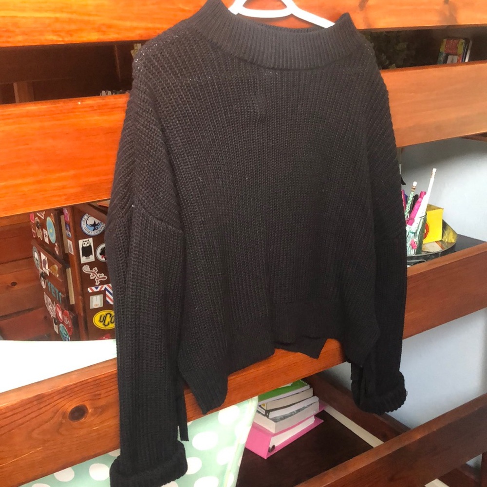 Black cropped sweater